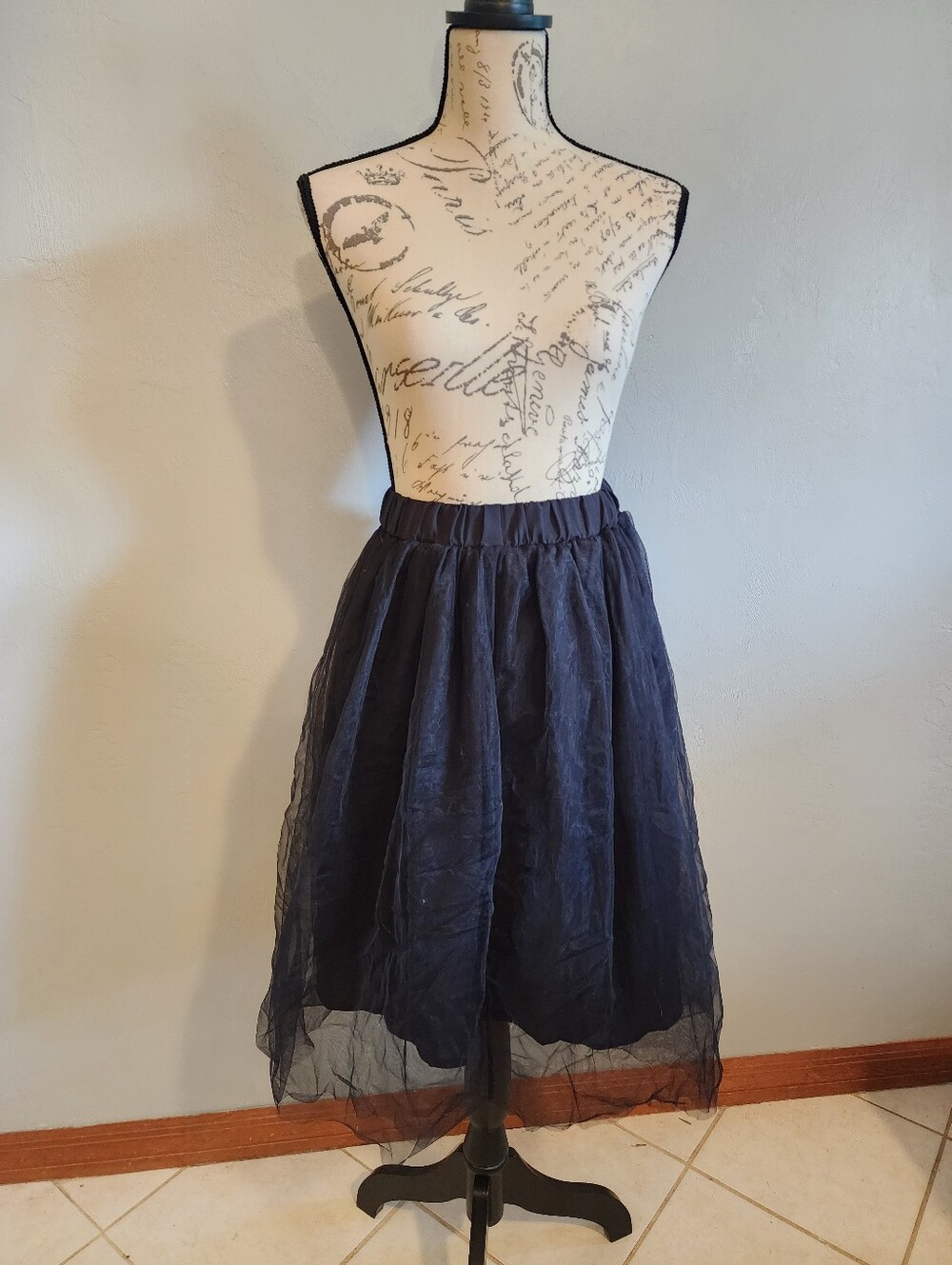 SHEIN Black A-Line Tulle Skirt